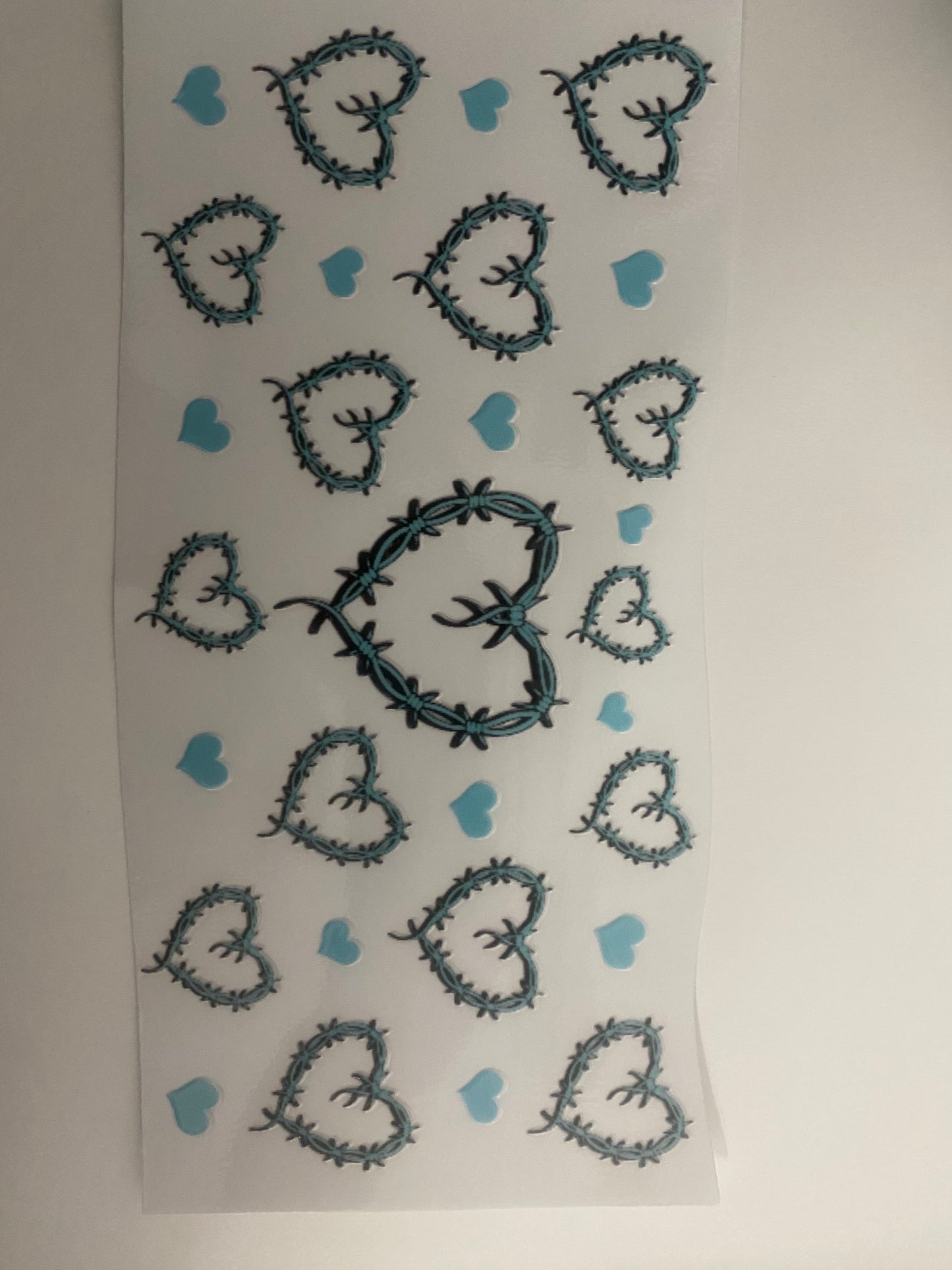 #99 16oz UVDTF Wire Heart